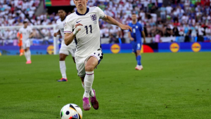 Phil Foden, da Inglaterra, em ação durante partida de futebol do grupo C do UEFA EURO 2024 entre Inglaterra e Eslovênia
