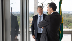 Ministro Luís Roberto Barroso durante audiência com governador de São Paulo Tarcísio de Freitas