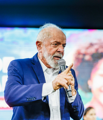 Lula diz que vai à Bolívia apoiar Arce e vincula tentativa de golpe a reservas de lítio do país