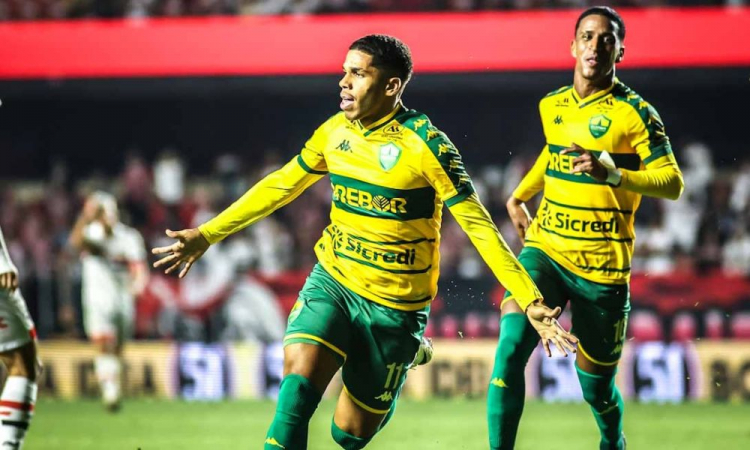 Cuiabá vence São Paulo por 1 a 0 e acaba com a invencibilidade de Zubeldía