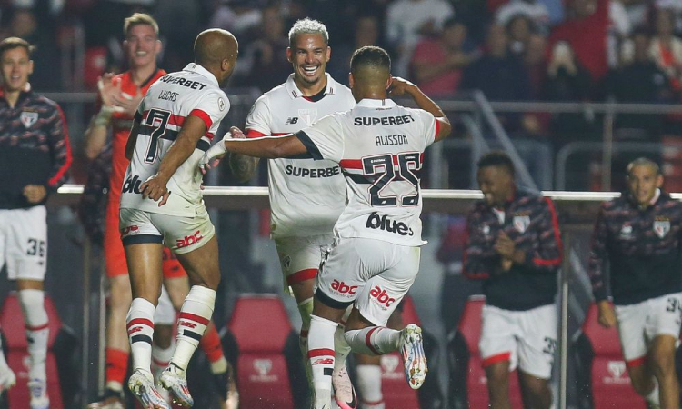 São Paulo faz gol mais rápido do Brasileirão e volta a vencer após sequência negativa