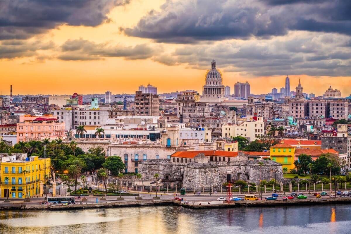 Havana, a capital de Cuba, é uma parada imprescindível para apreciar uma arquitetura histórica 