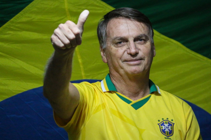 O ex-presidente Jair Bolsonaro (PL) durante ação solidária para arrecadação de doações em prol da população atingida pelas enchentes no Rio Grande do Sul