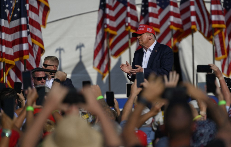 Líderes mundiais reagem a atentado contra Trump