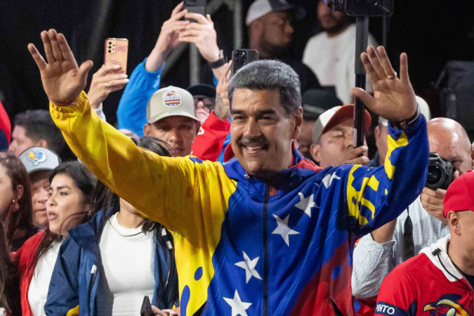 Maduro pede “respeito à vontade popular” após ser proclamado presidente reeleito