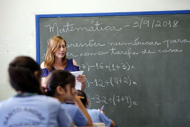 Mais de 3 milhões de estudantes retornam às aulas na rede estadual de São Paulo