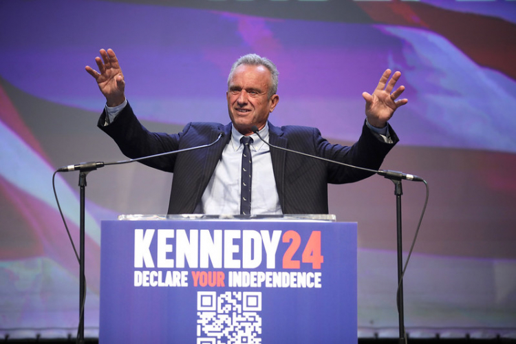 Justiça impede que Robert Kennedy Jr., candidato à Presidência dos EUA, apareça nas cédulas de votação em NY