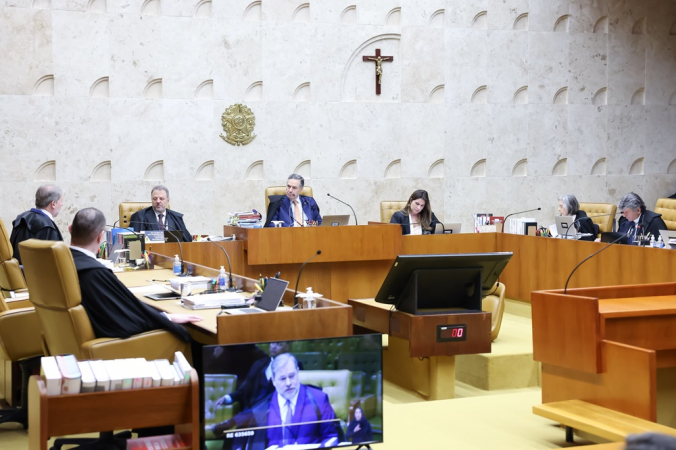 Sessão plenária do STF.