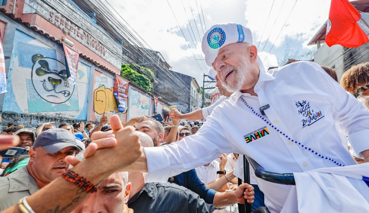 Presidente da República, Luiz Inácio Lula da Silva, durante Caminhada do Dois de Julho, no Largo da Soledade. Salvador