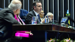 Rodrigo Pacheco e a mesa-diretora do Senado