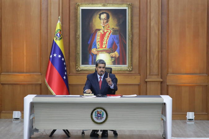 O presidente da Venezuela, Nicolás Maduro, fala durante uma coletiva de imprensa nesta quarta-feira, no Palácio de Miraflores