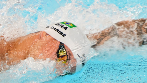 Paris (France), 30/07/2024.- Guilherme Caribe Santos of Brazil competes in a Men 100m Freestyle heat of the Swimming competitions in the Paris 2024 Olympic Games, at the Paris La Defense Arena in Paris, France, 30 July 2024. (100 metros, Brasil, Francia) EFE/EPA/CHRISTIAN BRUNA