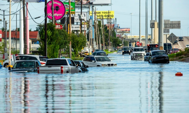 Tempestade tropical Beryl derruba energia de quase 3 milhões de residências e empresas nos EUA