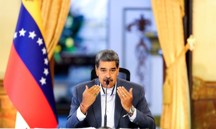 Nicolás Maduro anuncia mudanças no Ministério do Petróleo e do Interior