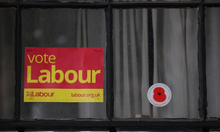 Às vésperas das eleições no Reino Unido, Partido Trabalhista lidera pesquisas com 39% das intenções de votos