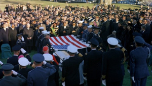 Funeral do presidente americano John F. Kennedy no Cemitério Nacional Arlington