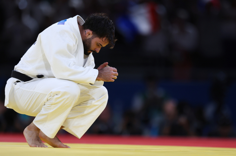 Rafael Macedo perde bronze por decisão polêmica e judô termina dia sem medalha nas Olimpíadas