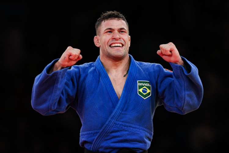 Prata em Paris, judoca William Lima revela promessa feita ao filho