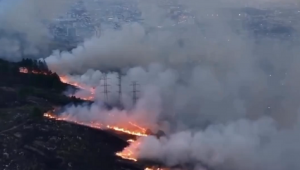 Incêndio no Morro Santana, ponto mais alto de Porto Alegre
