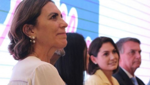 A deputada Rosana Valle (à esq.) participa de evento do PL no qual também esteve o casal Bolsonaro