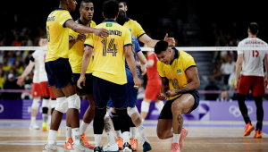 Seleção masculina de vôlei