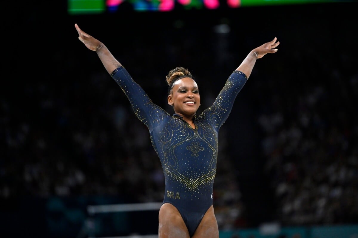 Rebeca Andrade foi a primeira brasileira a conquistar uma medalha olímpica na ginástica artística 