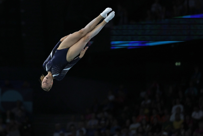 Paris (France), 02/08/2024.- Vivaleta Bardzilouskaya of Belarus competes in the Women Final of the Trampoline Gymnastics competitions in the Paris 2024 Olympic Games, at the Bercy Arena in Paris, France, 02 August 2024. (Bielorrusia, Francia) EFE/EPA/MOHAMMED BADRA