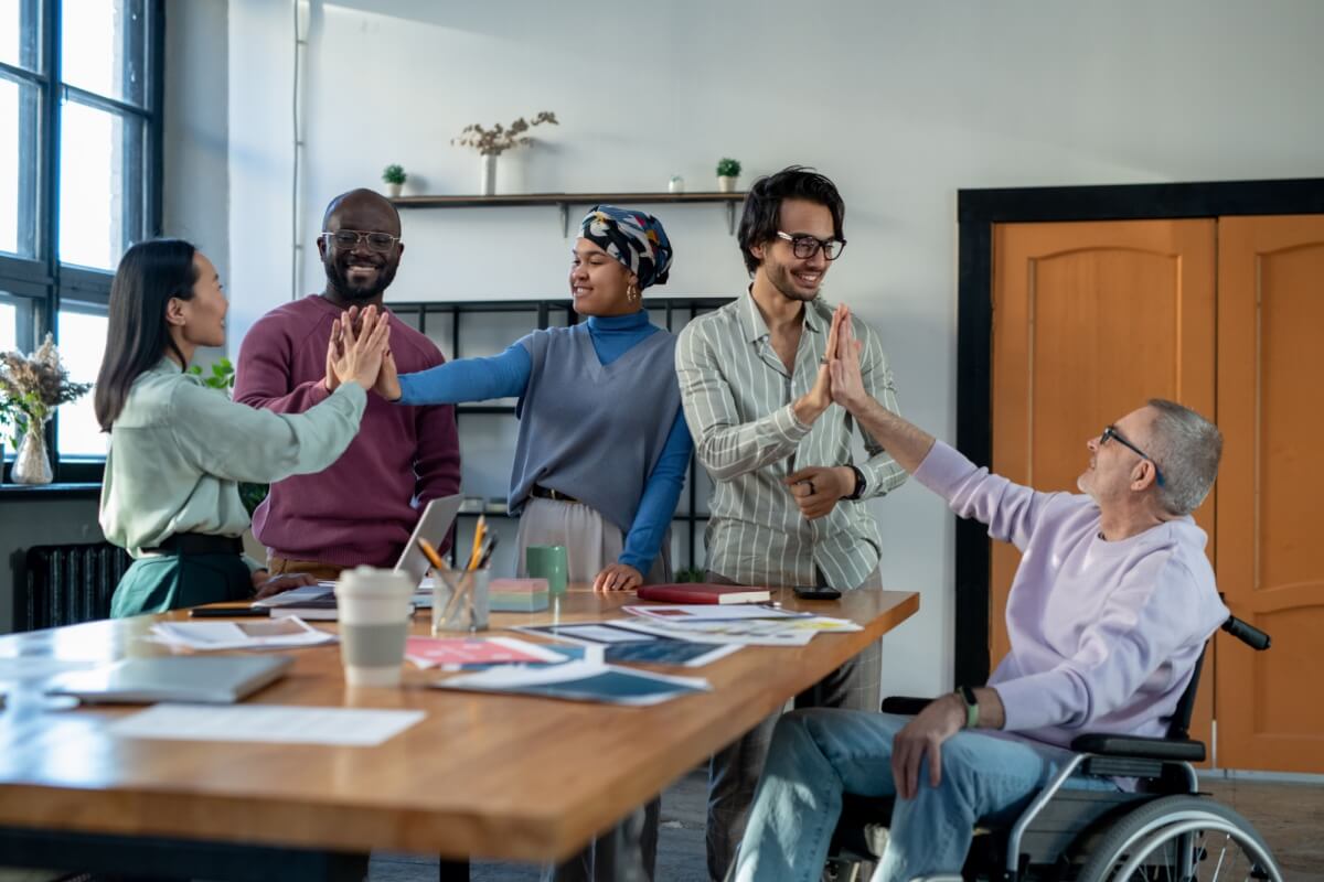 A inclusão no trabalho é benéfica para os colaboradores e para a empresa 