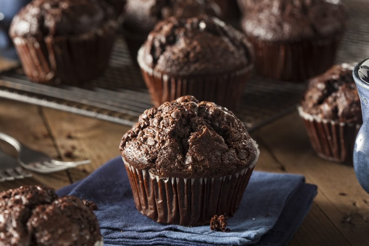 Muffin de cacau com linhaça e banana 