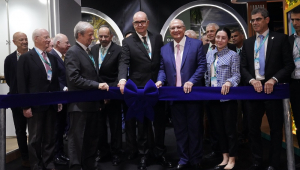 Geraldo ALckimin participa da cerimônia de Abertura do Congresso Aço Brasil