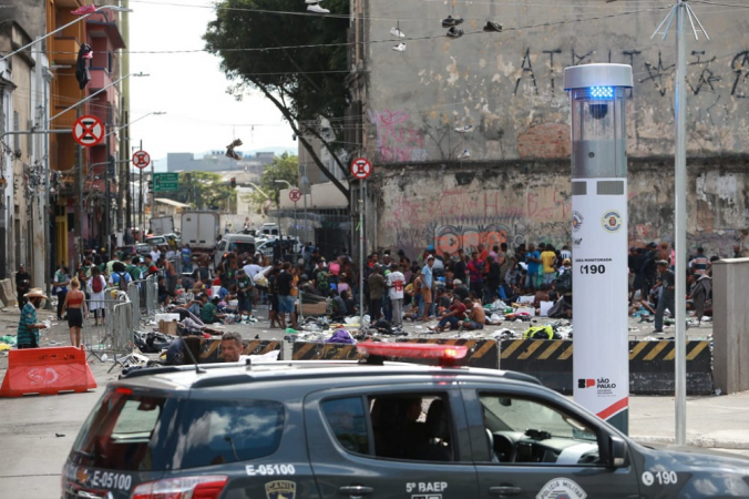 Forças de segurança realizam operação policial na região da Cracolândia, no centro da cidade de São Paulo