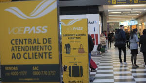 Pouca movimentação nos balcões de check-in da VoePass após o trágico acidente com um avião da companhia