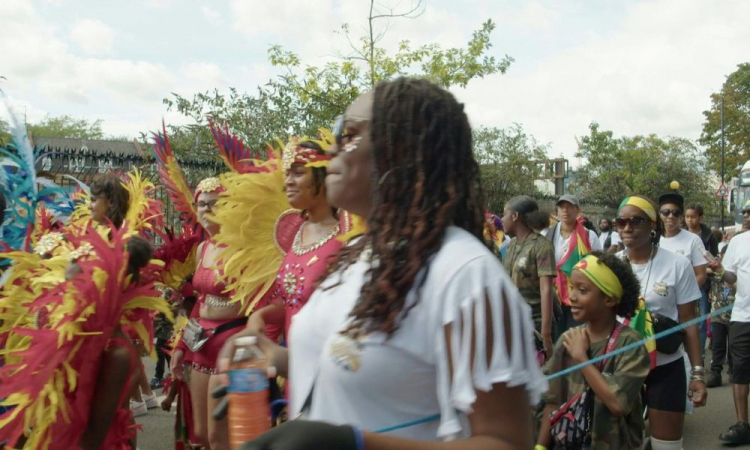 Carnaval de Notting Hill, no Reino Unido, termina com ao menos duas pessoas mortas