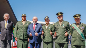 Presidente da República, Luiz Inácio Lula da Silva, durante cerimônia do Dia do Soldado, no Quartel-General do Exército. Brasília - DF