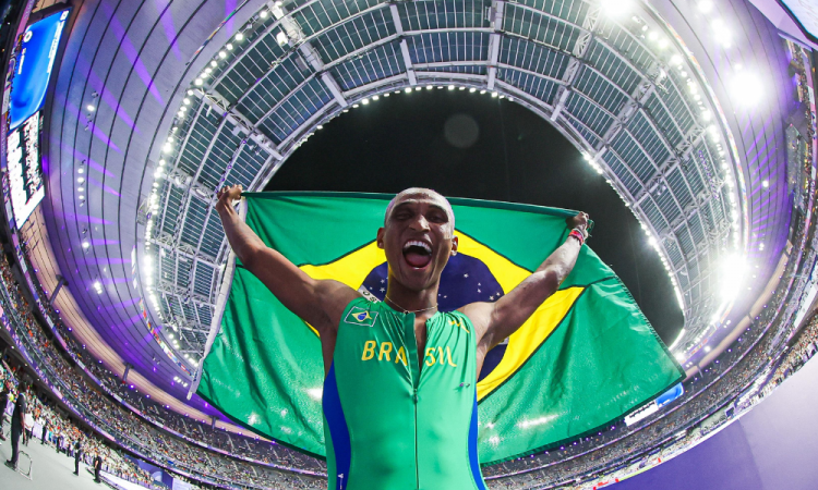 Jogos Olímpicos Paris 2024 - Atletismo - 400m com barreiras Alison dos Santos ganhou a medalha de bronze