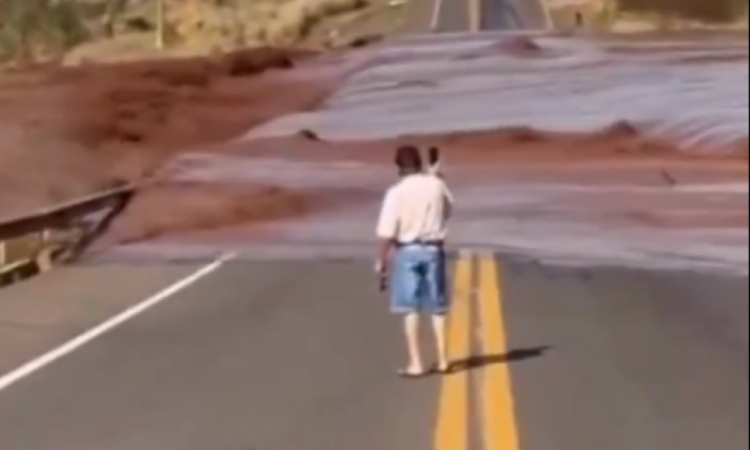 Trecho de rodovia atingida por rompimento de barragem desaba em Mato Grosso do Sul