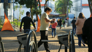 Movimento na Faculdade Unopar, Unidade Piza, em Londrina, no Paraná, neste domingo, 18, data do Concurso Público Nacional Unificado, o "Enem dos Concursos"