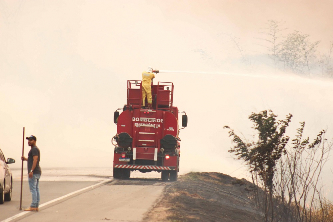 Clima seco e forte calor provocam incêndios em São Carlos e região