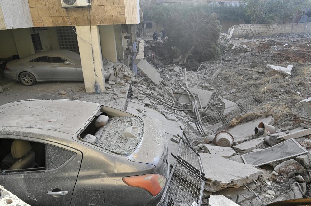 Um prédio destruído no bairro de Haret Hreik, nos subúrbios ao sul de Beirute, após ataques militares israelenses