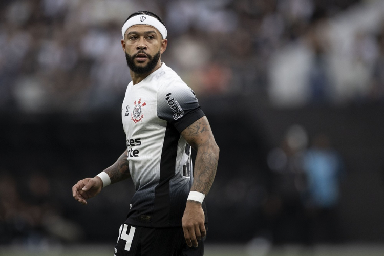 Corinthians recusa seguro com patrocinadora responsável por pagar Depay e que está fora de lista das bets