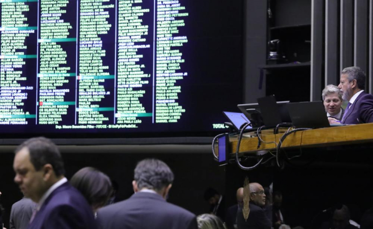 Parlamentares se articulam para votação do sucessor de Arthur Lira na Câmara