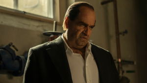 Jovem_Pan_Mergulhando_no_labirinto_das_sombras_Pinguim_chega_este_mes_a_HBO_e_Max