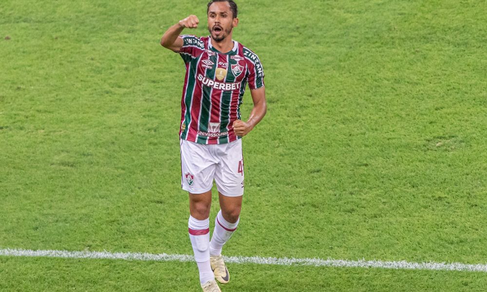 lima comemora gol no atlético mineiro libertadores