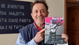 O cantor Tom Zé