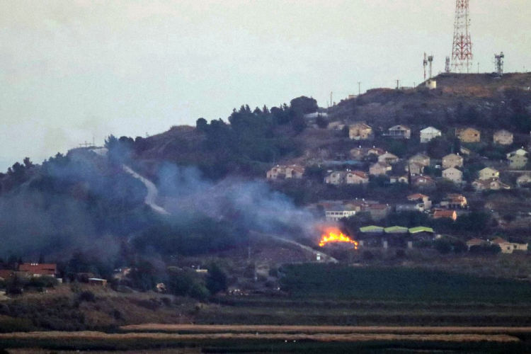 Israel detecta 120 projéteis e 2 drones lançados do Líbano contra o norte do país