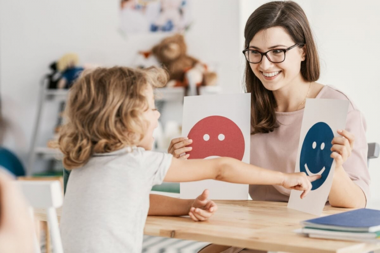 5 sinais de que a criança precisa de ajuda psicológica