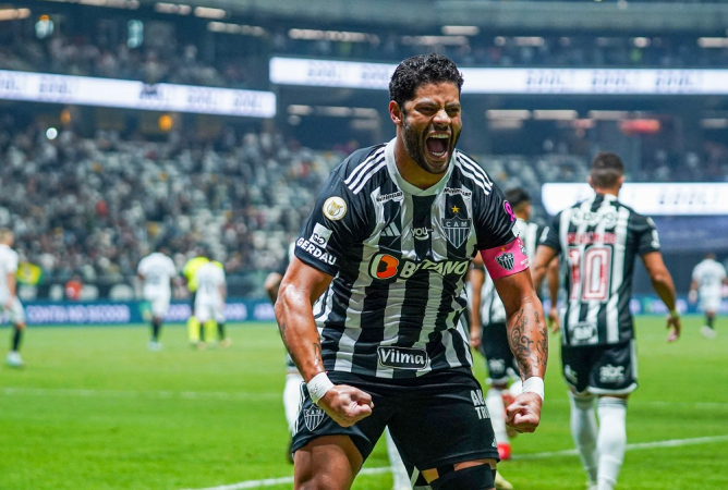 MG - BRASILEIRÃO/ATLÉTICO-MG X GRÊMIO - ESPORTES - Hulk, do Atlético Mineiro, comemora após marcar gol diante do Grêmio em partida atrasada da 6ª rodada do Campeonato Brasileiro 2024, disputada na Arena MRV, em Belo Horizonte, na noite desta quarta-feira (9).