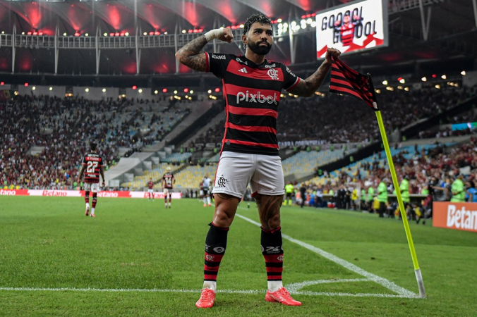 Gabigol jogador do Flamengo comemora gol anulado pelo VAR(recurso de video) durante partida contra o Corinthians