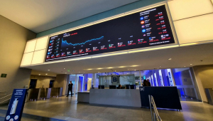 Vista de painel da Bolsa de Valores de São Paulo (B3), na região central da capital paulista