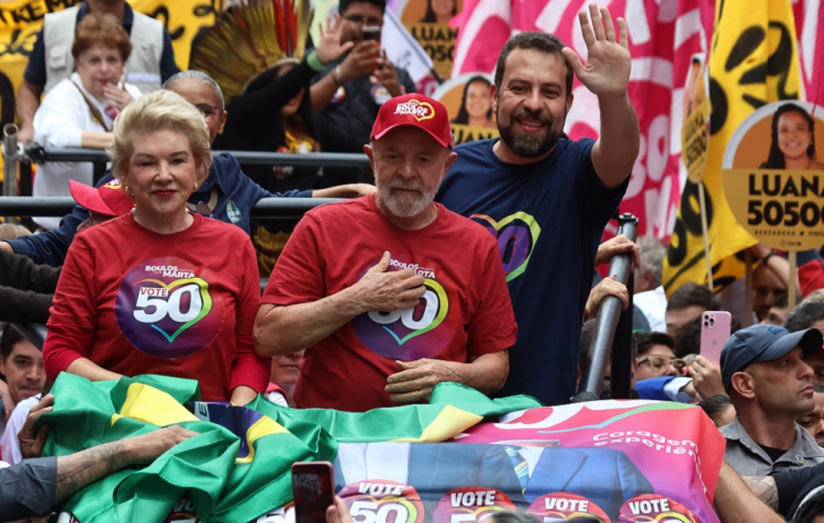 Presidente Lula participa de ato com Guilherme Boulos na Avenida Paulista